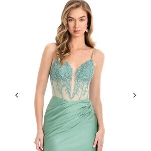 Elegant Strapless Sage Green Dress with Embroidery